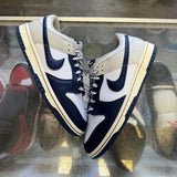 Nike New York Yankees Low Dunks Size 8