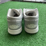Jordan White Wolf Grey Low 1s Size 8.5W/7M