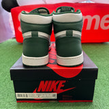 Jordan Gorge Green 1s Size 9.5