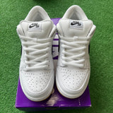 Nike White Gum Low SB Dunks Size 8