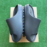 Yeezy Onyx Slide Size 8
