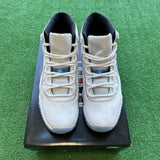 Jordan Legend Blue 11s Size 9.5