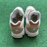 New Balance Beige 2002R Size 5.5