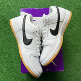 Nike White Gum Low SB Dunks Size 8