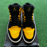 Jordan New Love Mid 1s Size 11