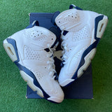 Jordan Midnight Navy 6s Size 10.5