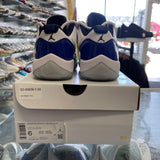 Jordan White Concord Low 11s Size 6W/4.5M