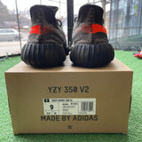 Yeezy Carbon Beluga 350 V2s Size 9