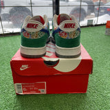 Nike Foam Finger Low Dunks Size 6Y