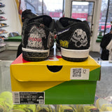 Nike Neck Face SB Low Dunks Size 9.5